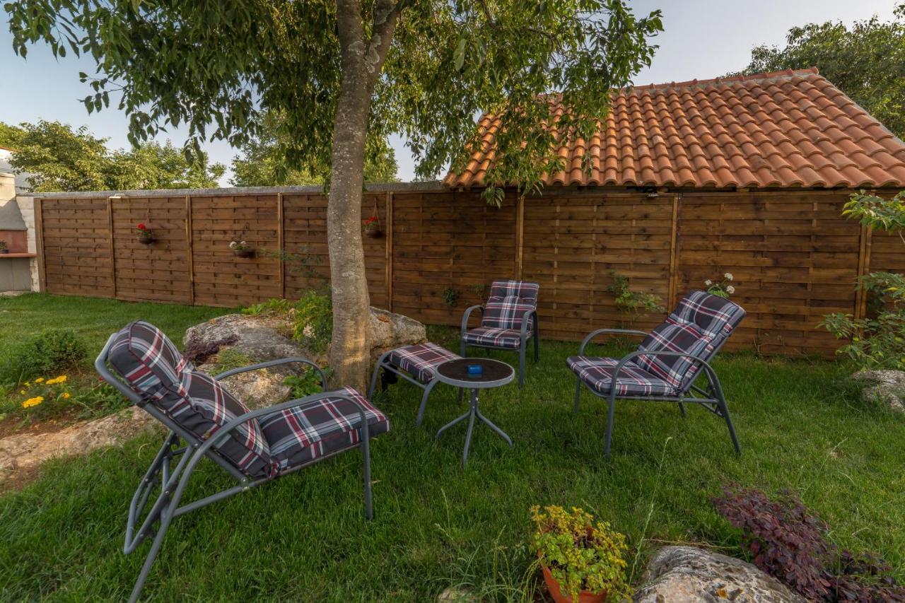 Kuca Za Odmor Joko I Jeka Vila Bogatić Exterior foto