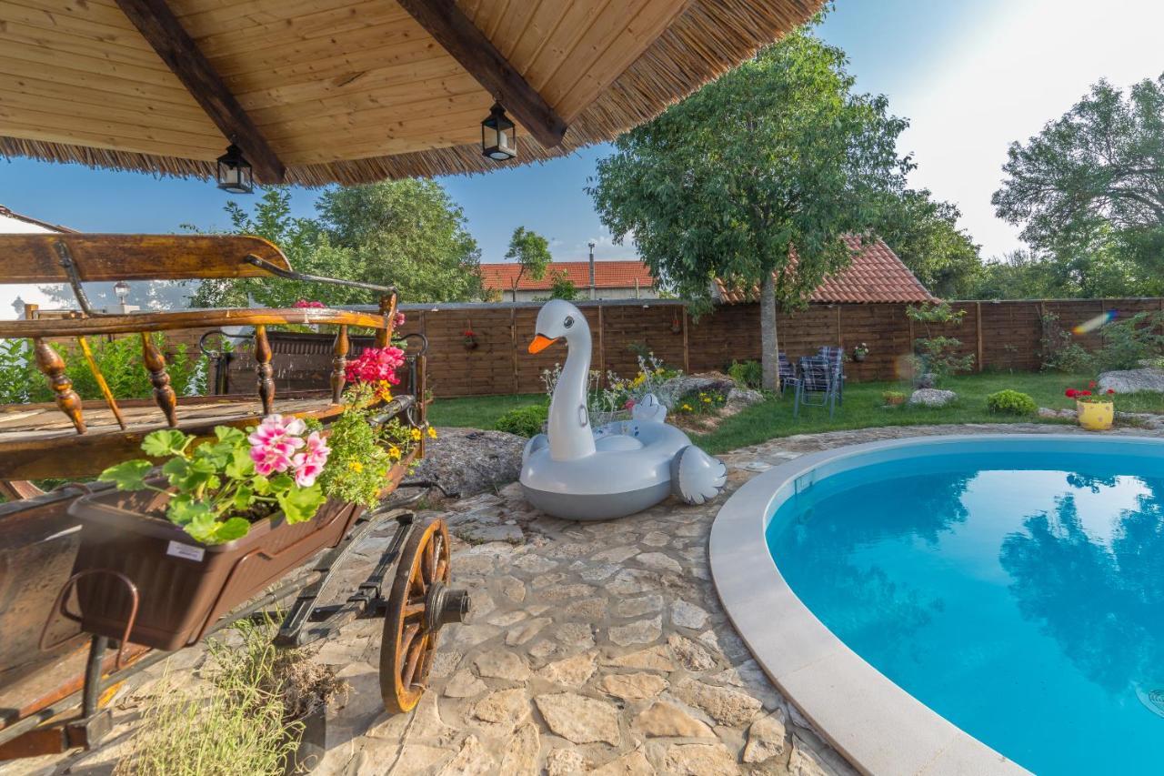 Kuca Za Odmor Joko I Jeka Vila Bogatić Exterior foto